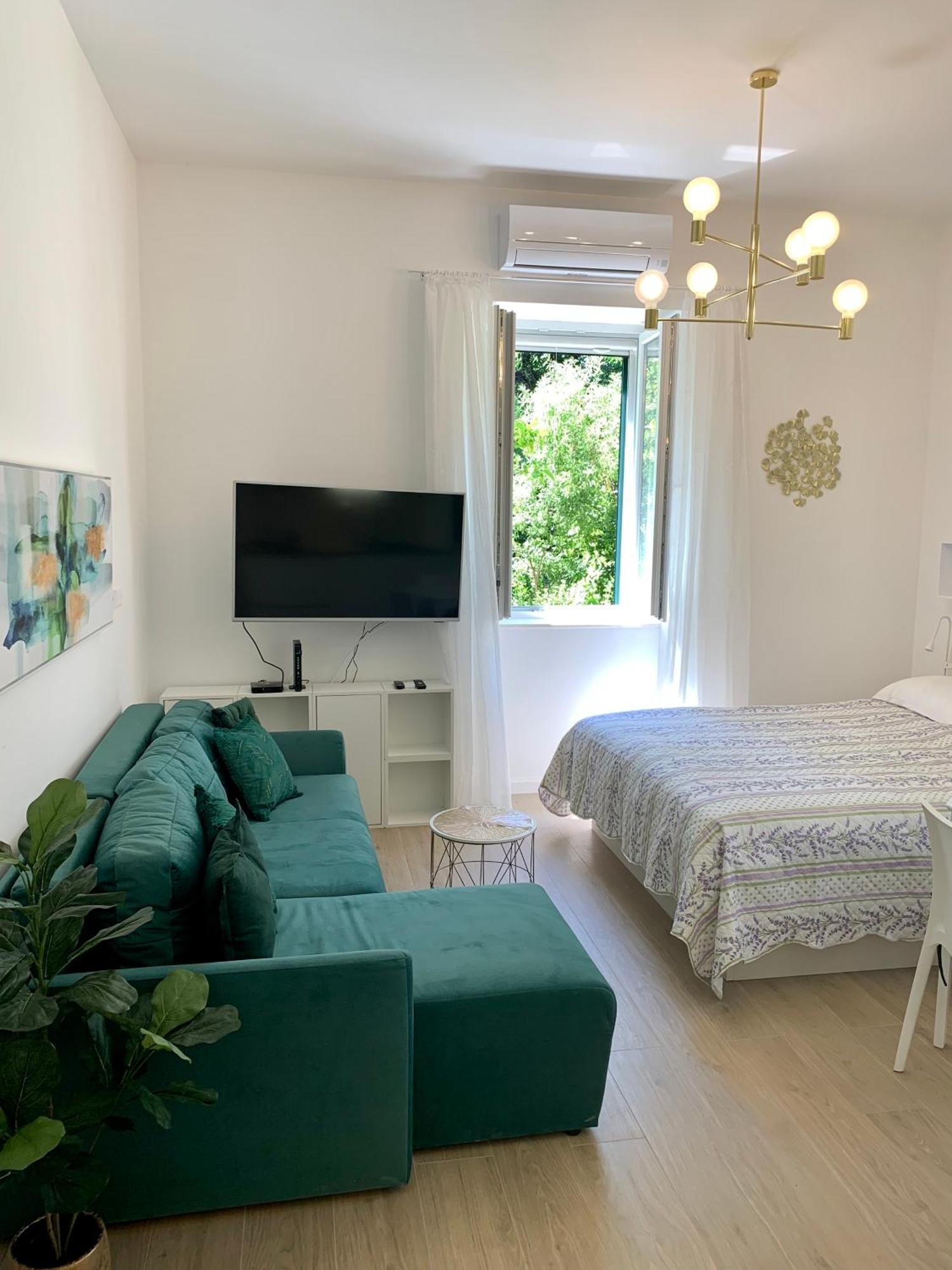 Beach Apartments Lili Split Exteriör bild
